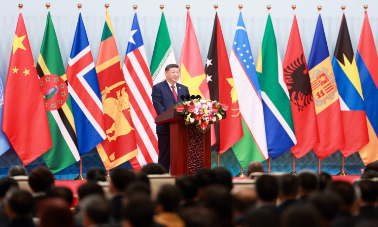 پەیامی سەرۆکی کۆماری میللی چین، شی جینپینگ، لە دانیشتنی کردنەوەی میتینگی سەرکردە جیهانییەکان لەبارەی ژنانەوە  پەکین، ١٣ی تشرینی یەکەمی ٢٠٢٥