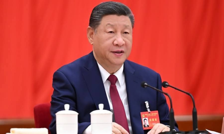 نشر مقال شي بشأن الإصلاح الذاتي للحزب الشيوعي الصيني